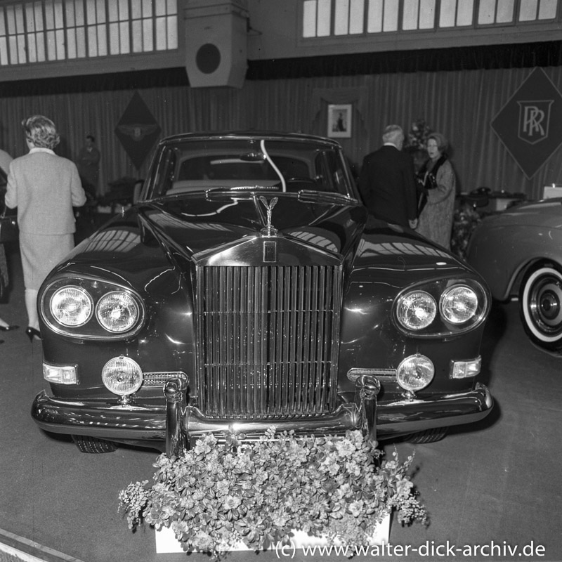 Rolls Royce Silver Cloud auf dem Genfer Autosalon 1964