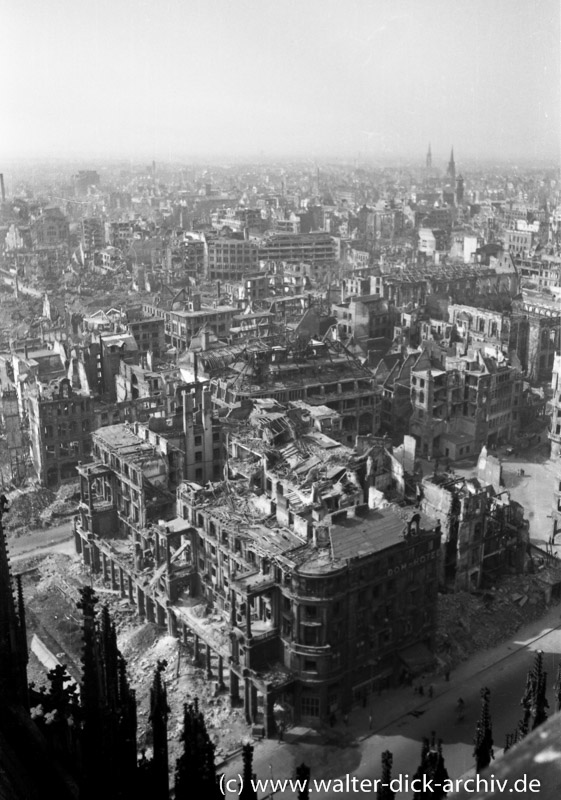 WDA019-012 Blick vom Dom Richtung Südwesten