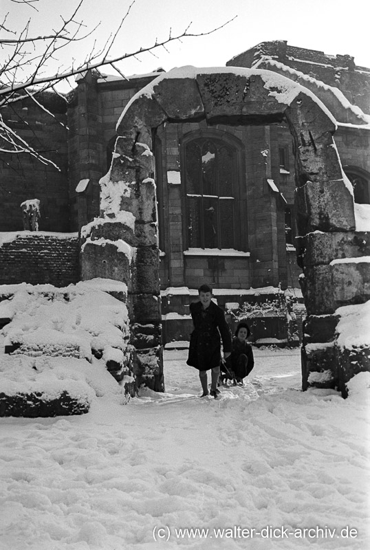 Winter in Köln mit Schnee 1950