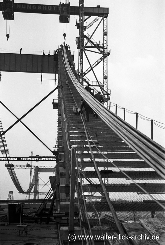WDA473-16 Bau der Mülheimer Brücke 1949