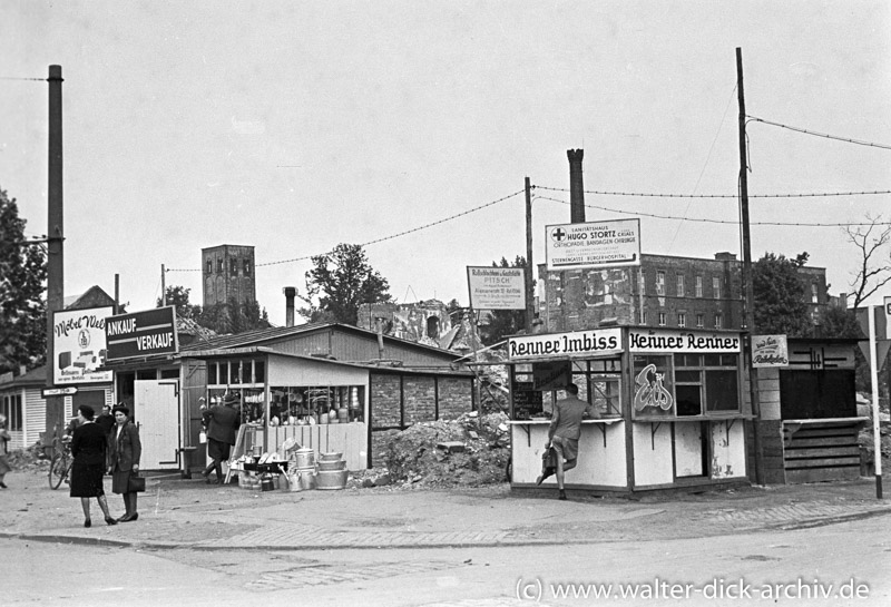 "Büdchen" am Neumarkt 1949