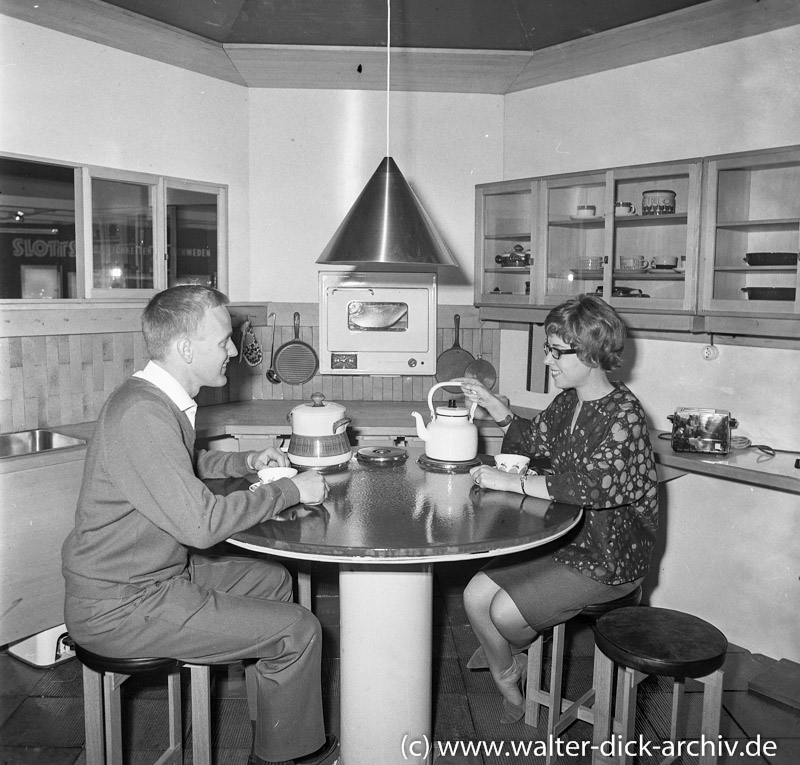 Die moderne Küche-Möbelmesse 1965