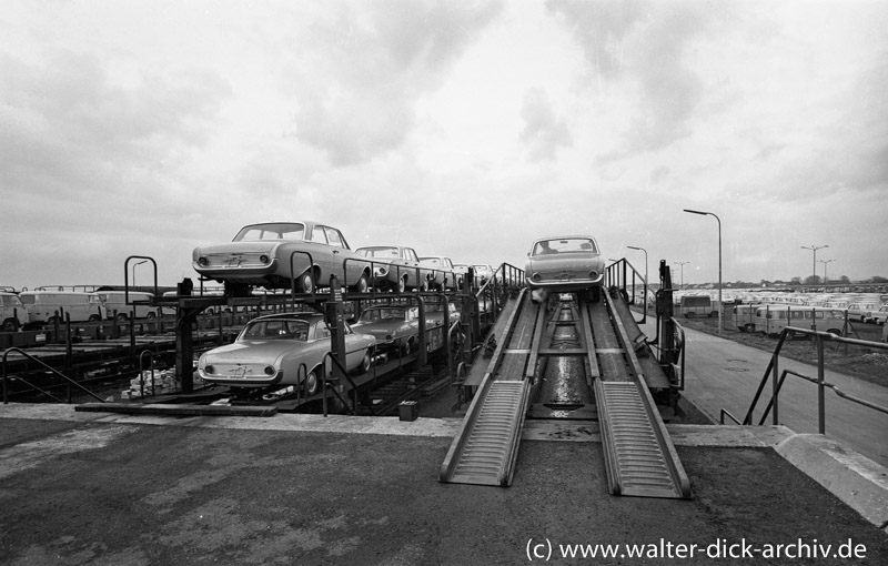 Bahnverladung bei Ford in Köln