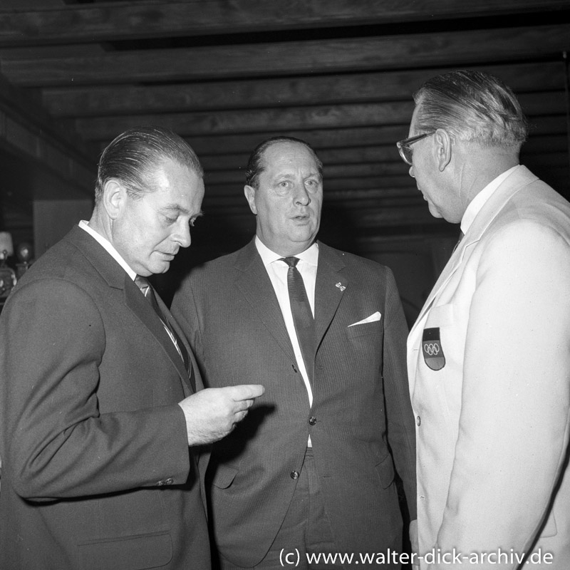 Theo Burauen mit Walter Wülfing und Willi Daume