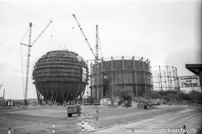 Kugelgasbehälter in Ehrenfeld-1954