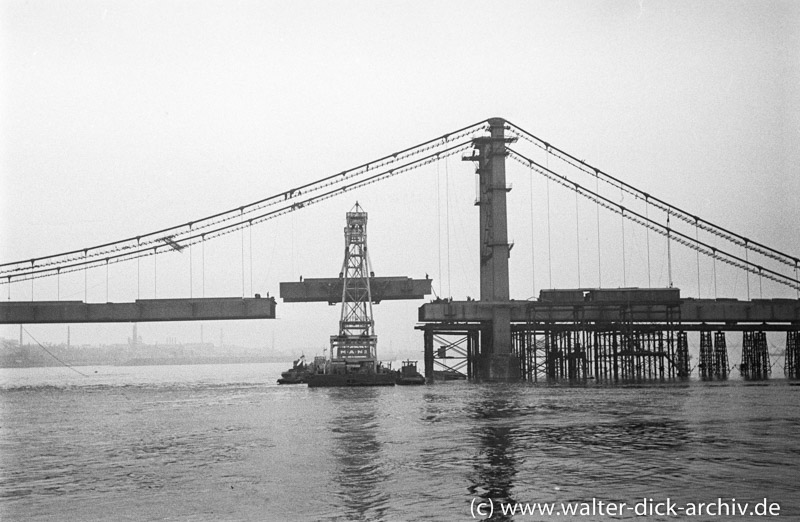 Das letzte Teilstück 1950 Mülheimer Brücke