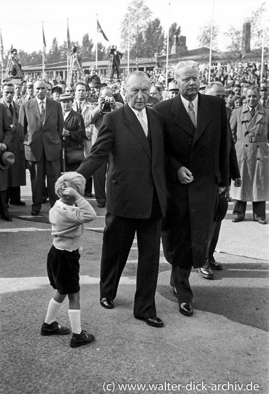 Konrad Adenauer reist nach Moskau 1955