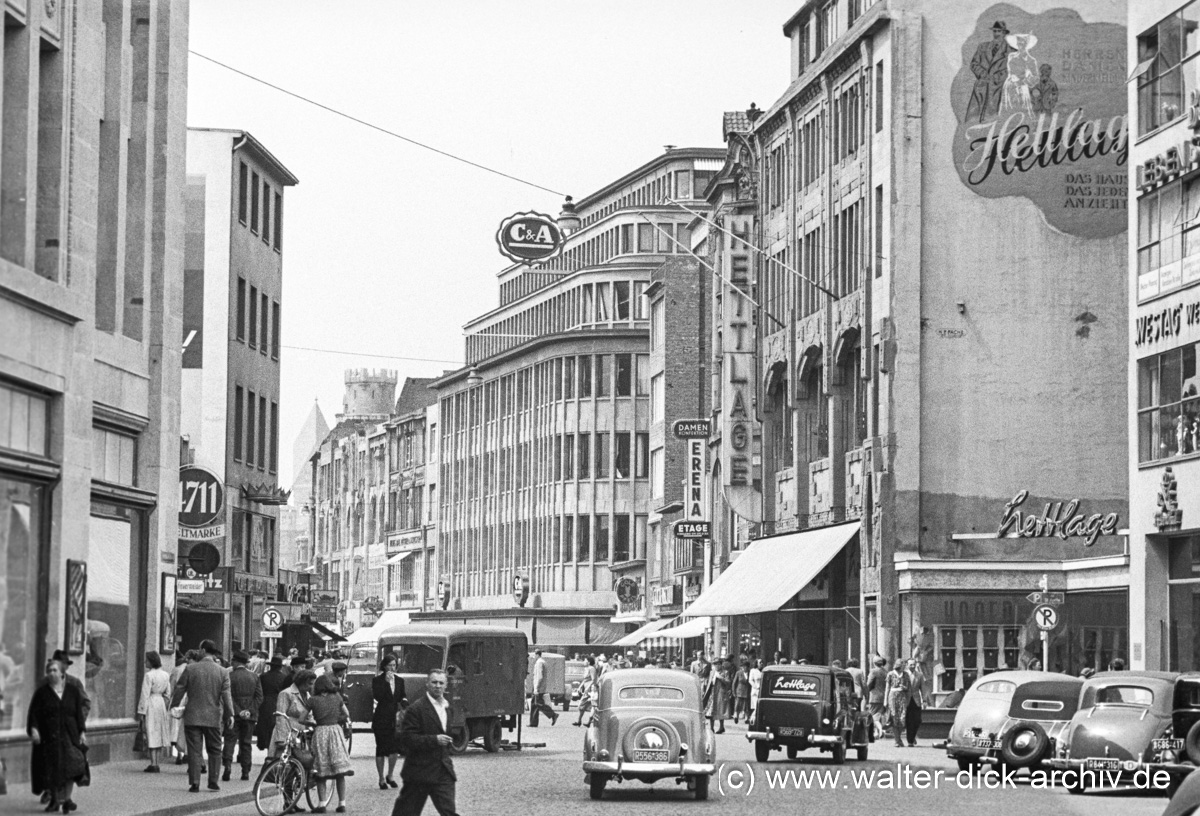 Autoverkehr auf der Schildergasse 1955