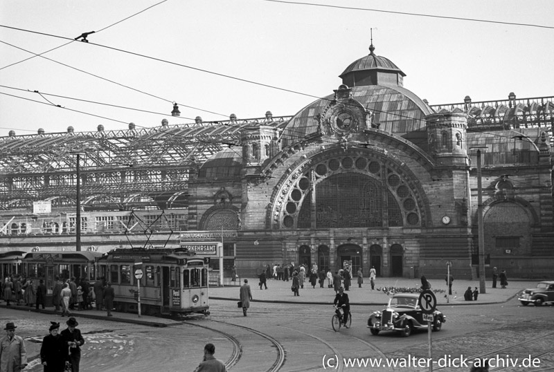 Hauptbahnhof in der Nachkriegszeit-1950