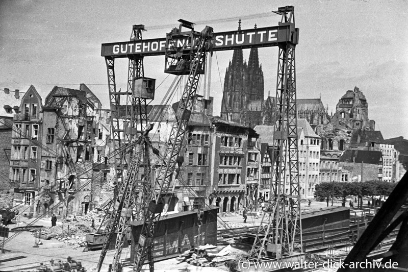 Bau der Köln-Deutzer Brücke 1947