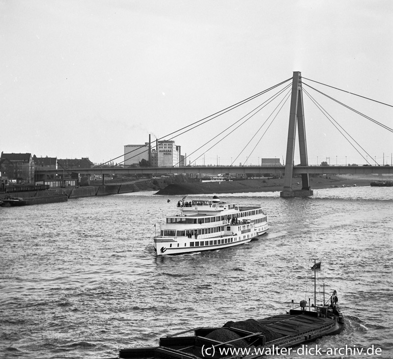 Die Kölner Severinsbrücke