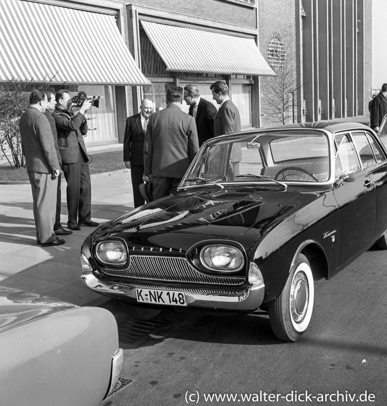 Prinzlicher Besuch bei Ford in Köln