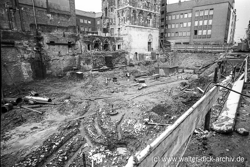 Baugrube des Rathauses 1967