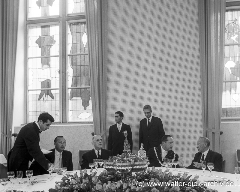 Es wird serviert. 1962 Es wird serviert. 1962