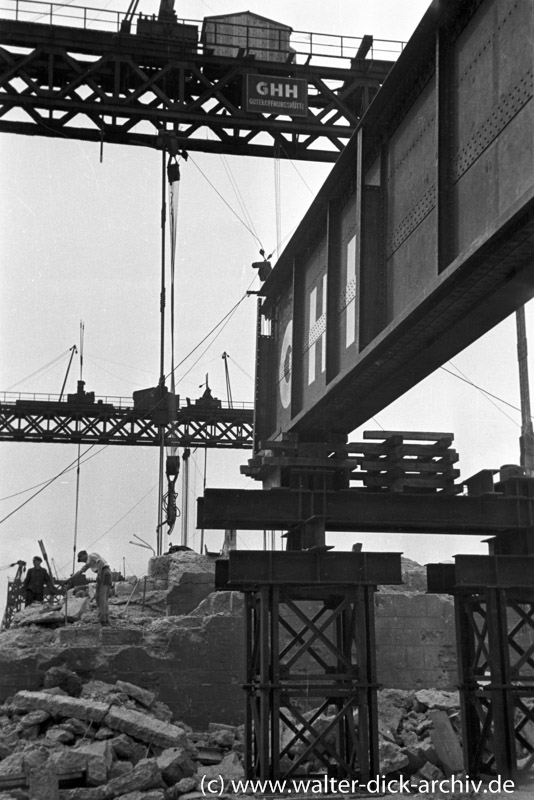 Bau der Deutzer Brücke 1947