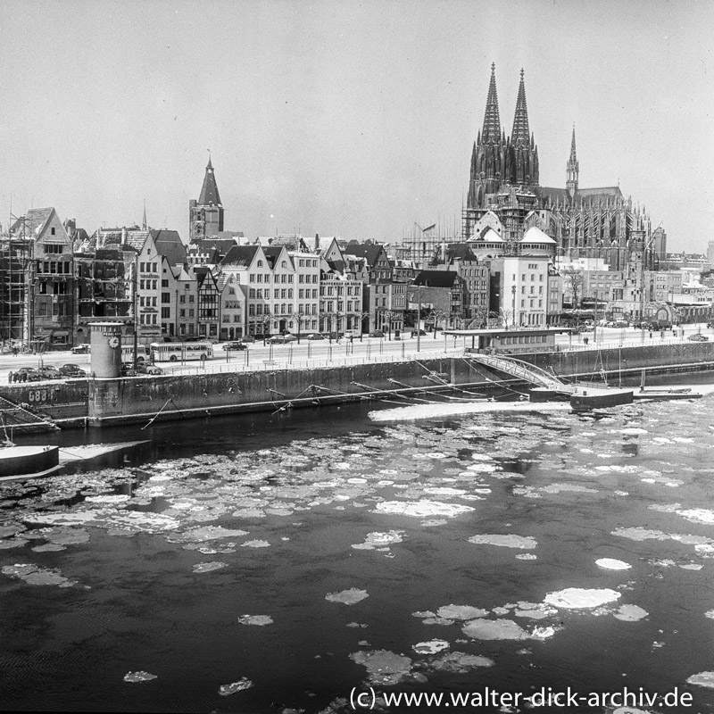 Eisgang auf dem Rhein 1955