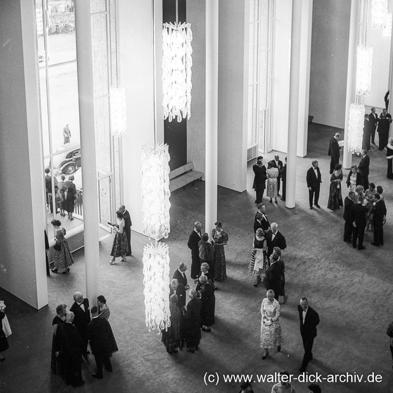 WDA1462-1-001 Eröffnung der neuen Oper 1957