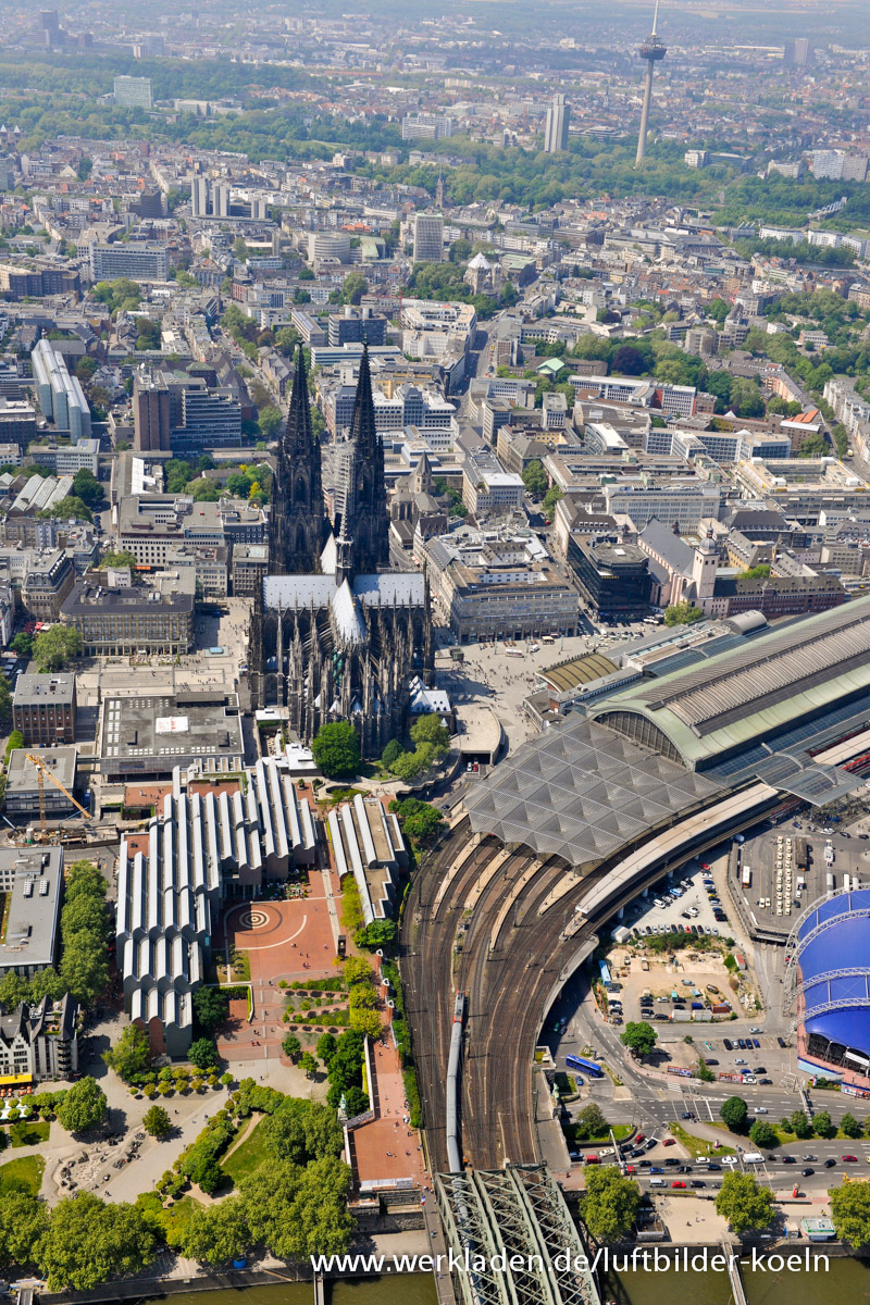 Kölner Luftbilder im Werkladen