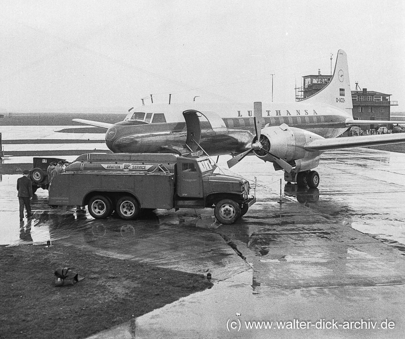 Erstflug der Lufthansa in Wahn 1957