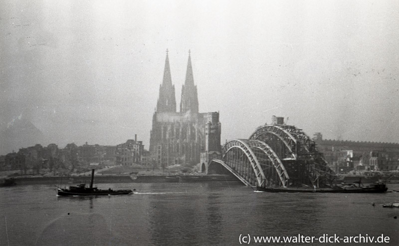 Wiederaufbau der Hohenzollernbrücke