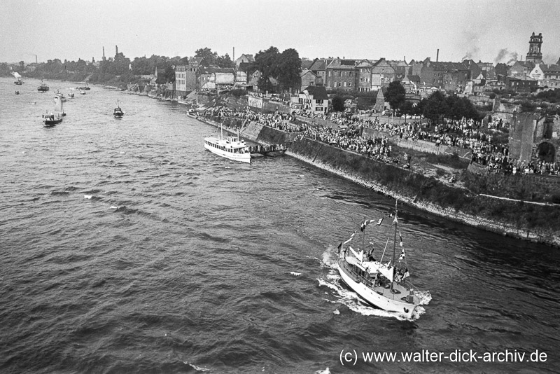 Eröffnung der Mülheimer Brücke 1951