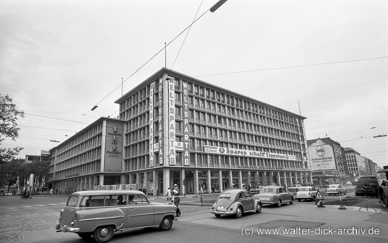 Hauptverwaltung der Sparkasse 1957