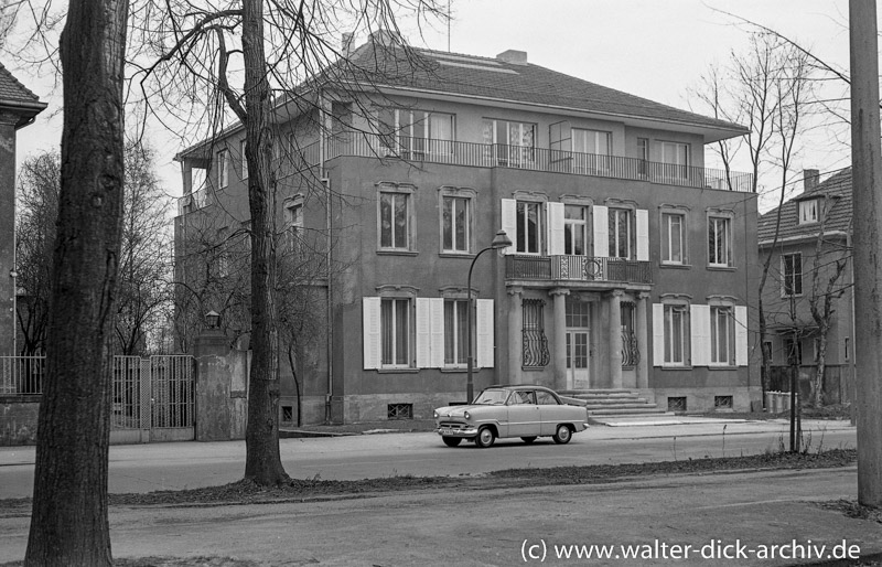 Villa des Nazi-Bankiers Kurt Freiherr von Schröder in Köln-Lindenthal 1960