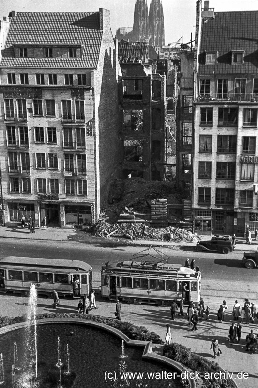 Baulücke am Kaiser Wilhelm Ring 1947 Baulücke am Kaiser Wilhelm Ring 1947