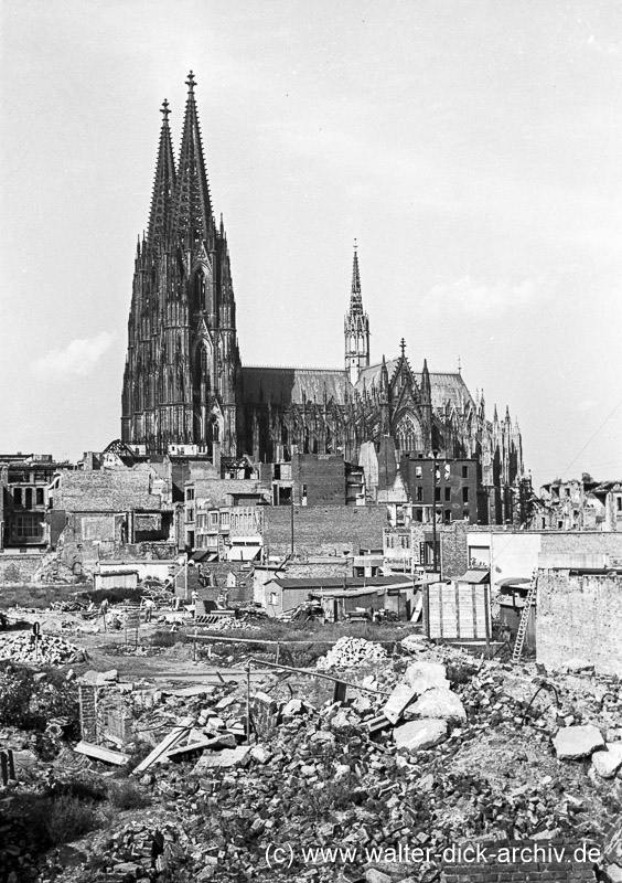 Zerstörte Kölner Altstadt 1950