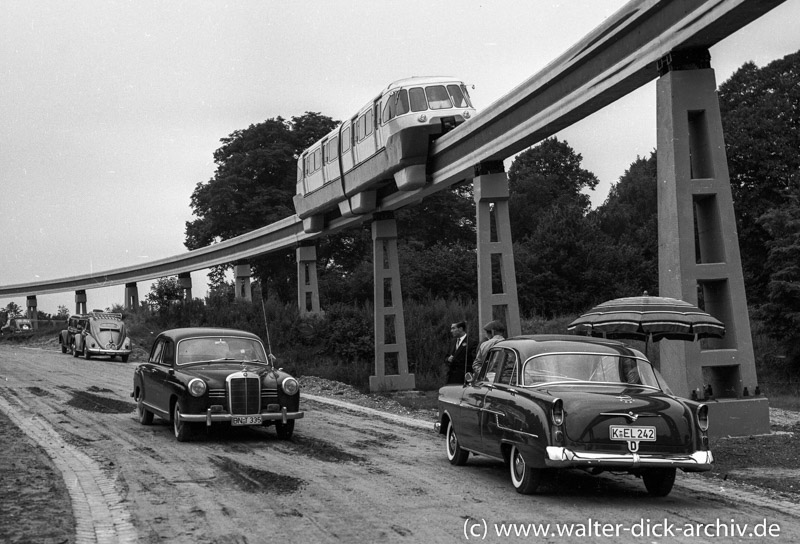 ALWEG-Bahn-Versuchszug Maßstab 1:1 1957