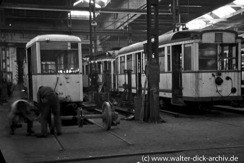 Wiederaufbau zerstörter Straßenbahnfahrzeuge