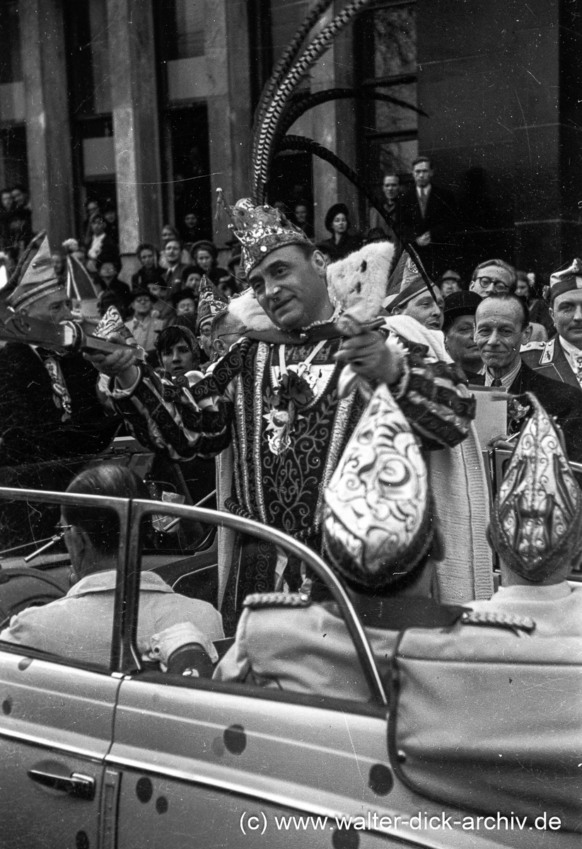 Prinz Karneval im Rathaus 1950
