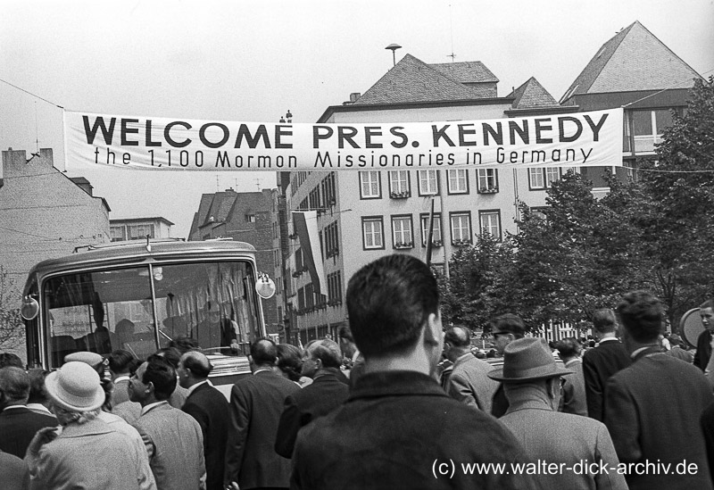 J.F. Kennedy auf dem Weg zum Rathaus 1963