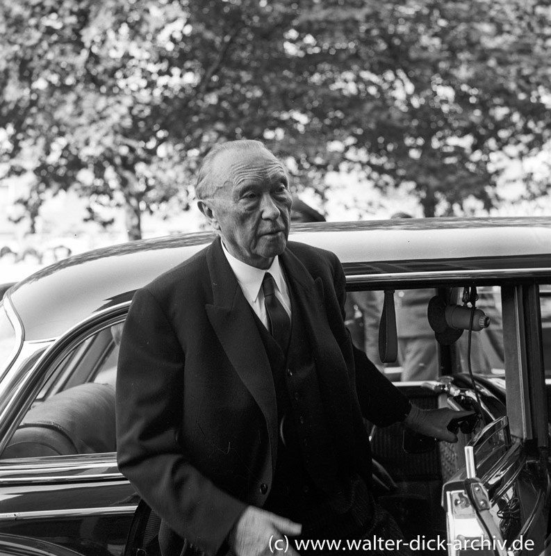 Bundeskanzler Adenauer zu Besuch in Köln 1963