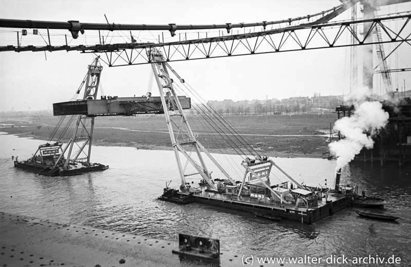 Bau der Mülheimer Brücke 1950