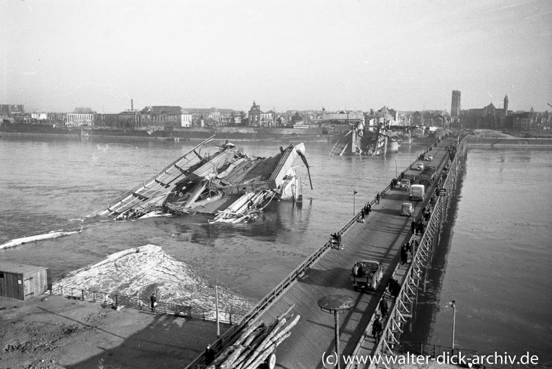 WDA005-003-koln-deutzer_brucke_zerstorung