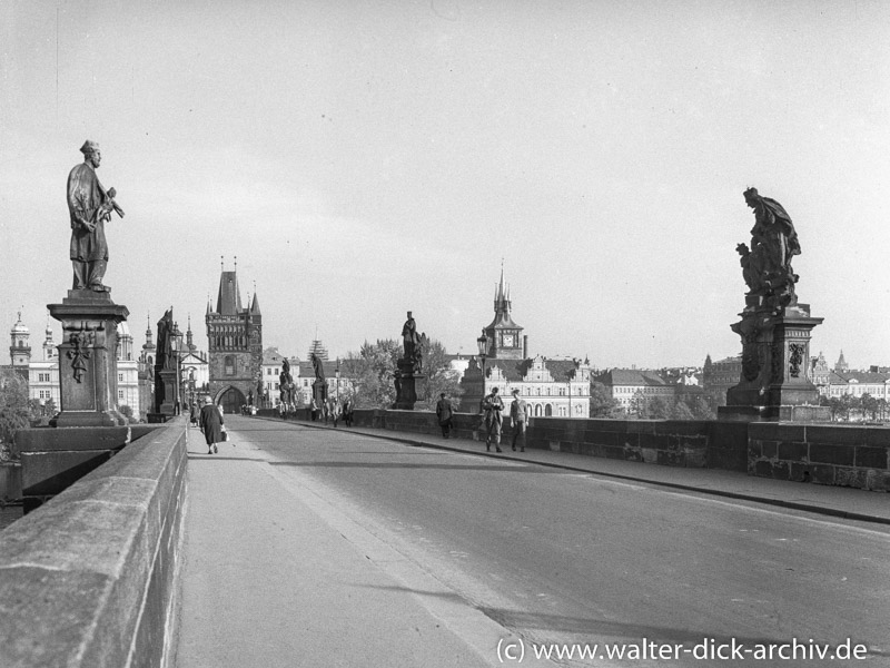 Prag-Karlsbrücke Blick auf die Altstadt 1965