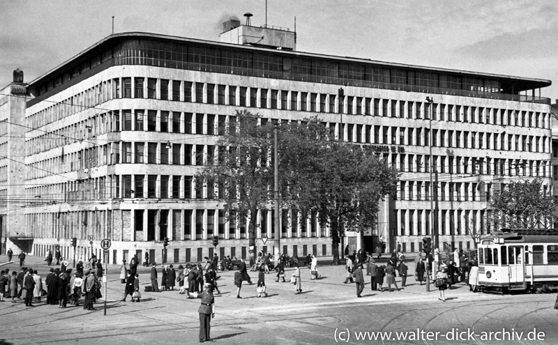 Allianz Gebäude am Kaiser-Wilhelm-Ring 1947