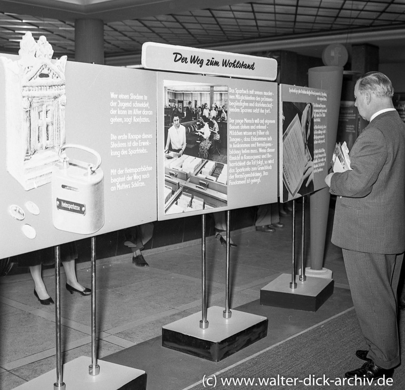 Ausstellung zum Weltspartag 1963
