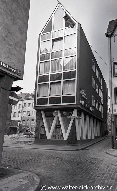 Moderner Bau am Fischmarkt