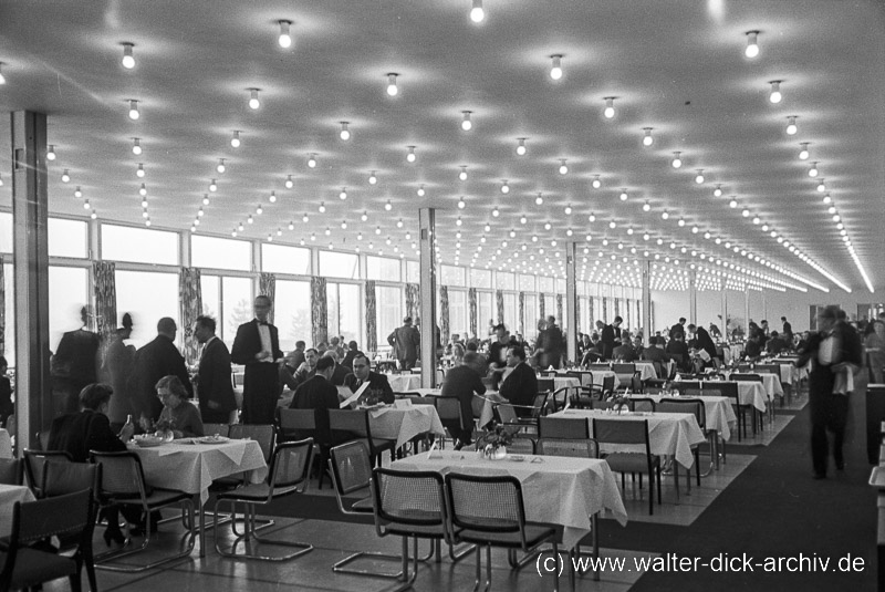 In der Bundestagskantine 1950