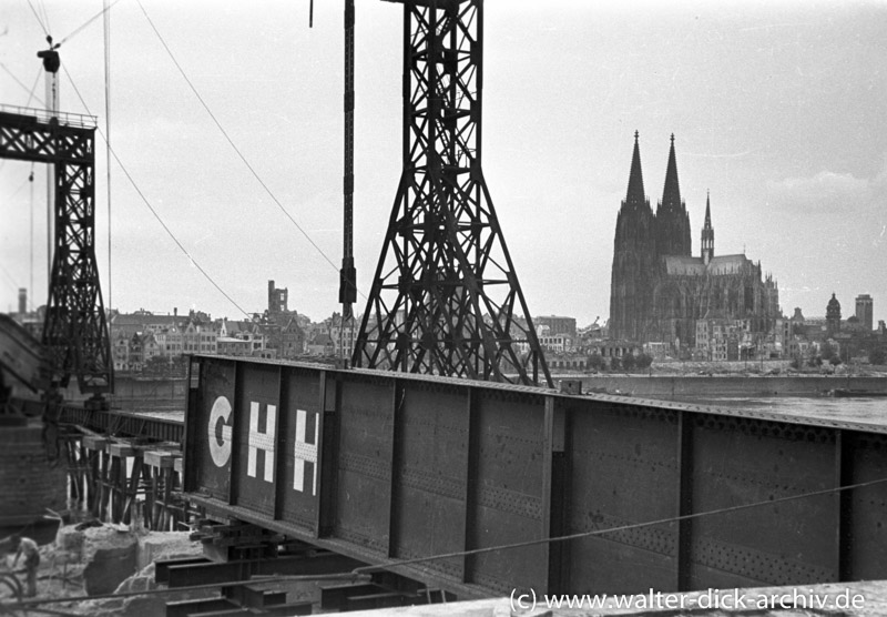 Bau der Deutzer Brücke 1947