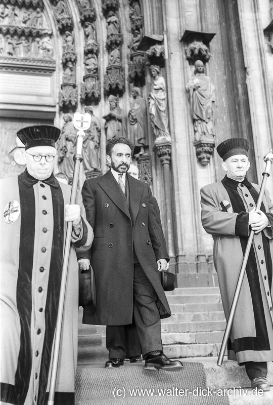 Kaiser Haile Selassie besucht den Dom 1954