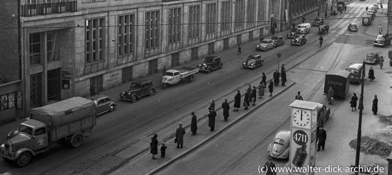 Im Kölner Bankenviertel 1951