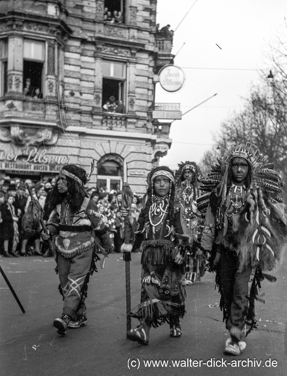 Kölsche Pänz als Indianer 1950 Kölsche Pänz als Indianer 1950