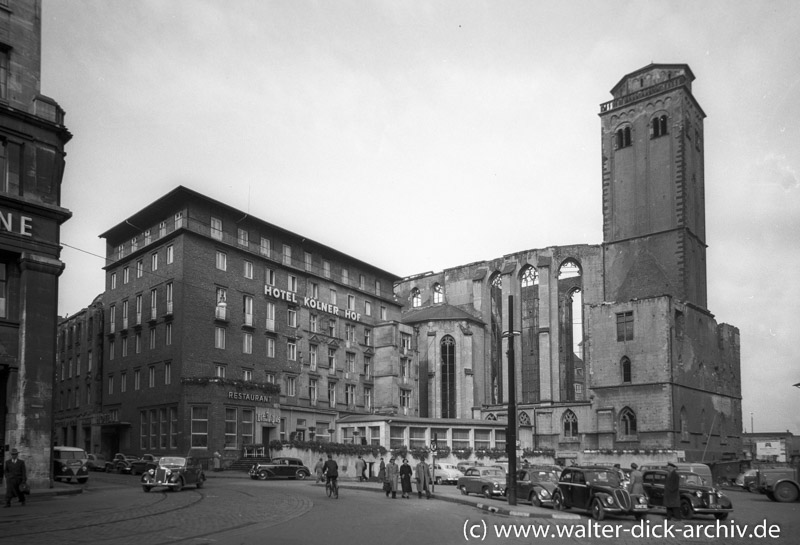 St. Maria Himmelfahrt und Hotel Kölner Hof