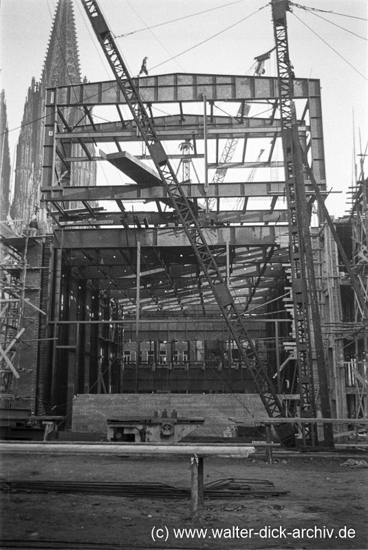 WDA301-015 Bau des Funkhauses 1948