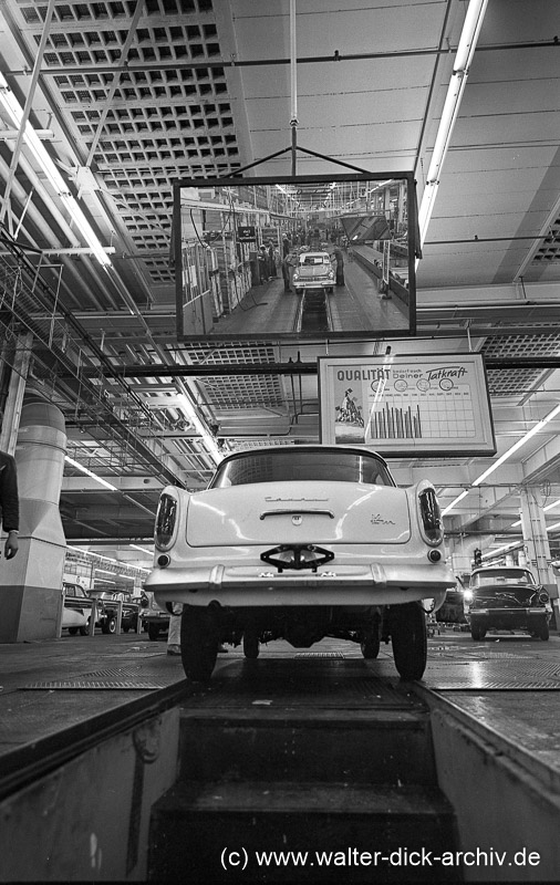 Montage des Ford 12 M 1956