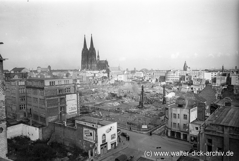 Baustelle des neuen Opernhauses 1955