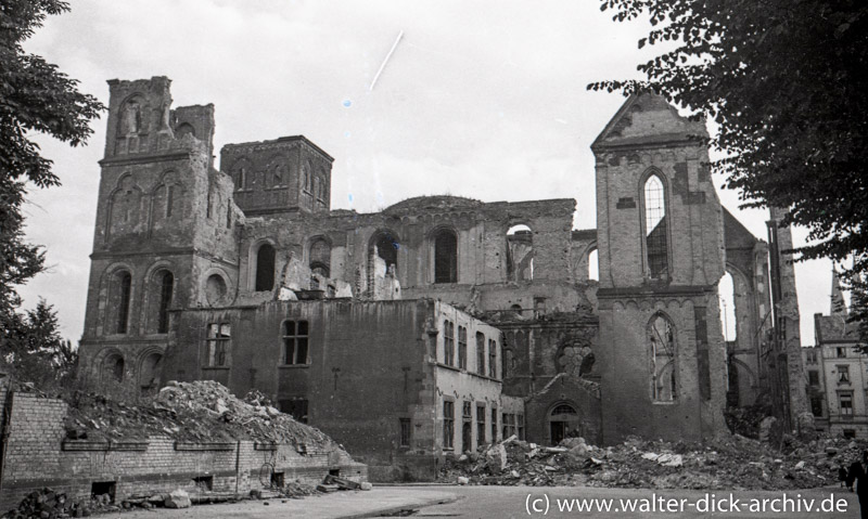 Die Ruine von St. Kunibert
